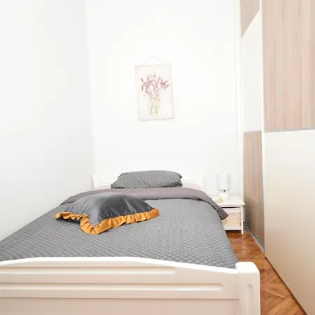Apartment Nerium Zadar